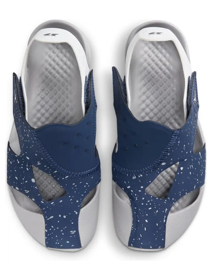 jordan-flare CI7849-401