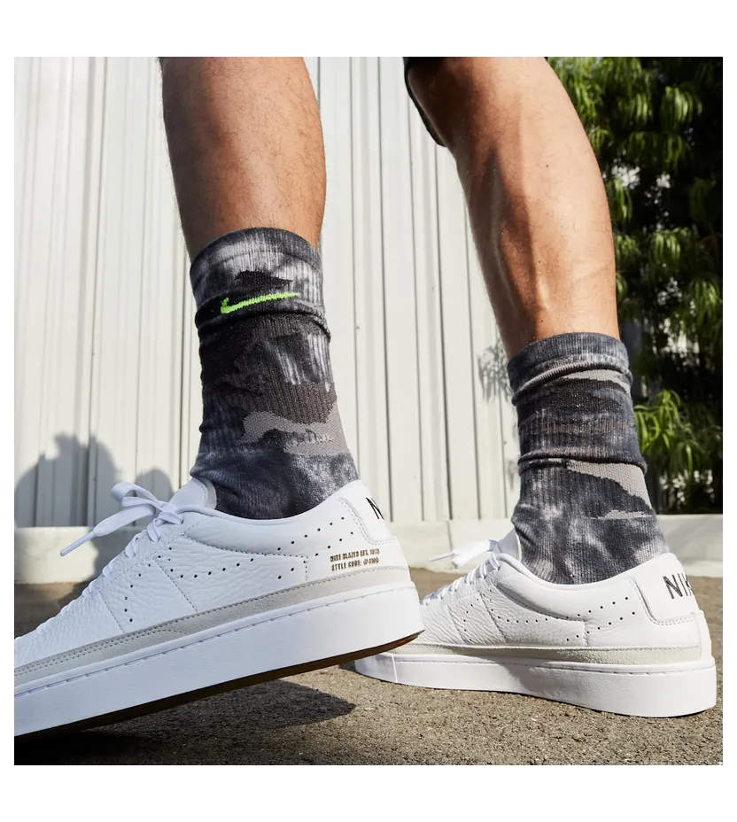 nike-blazer DA2045-100