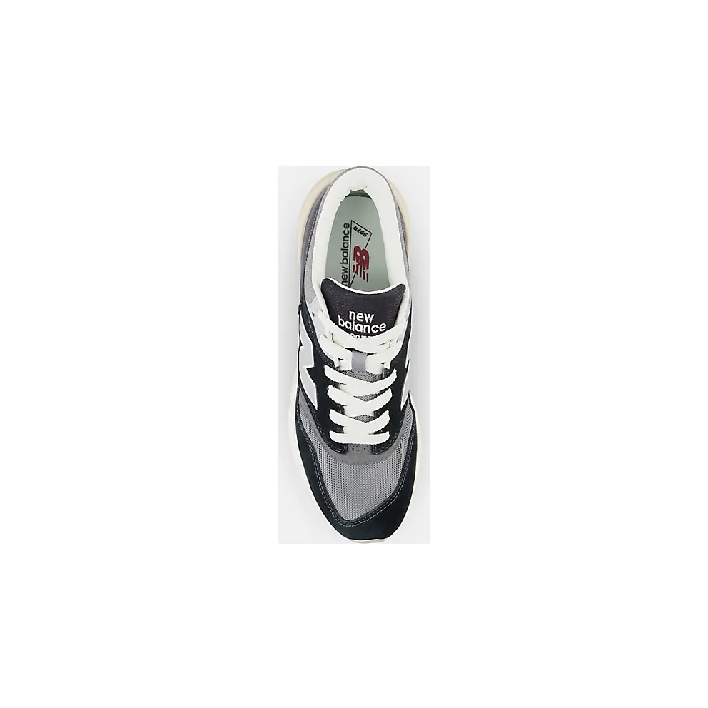 New Balance 997R “Black Grey” (U997RHC)