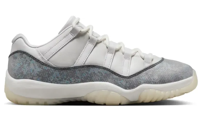 Jordan Air Jordan 11 Low Year of the Snake Sneakers – Weiß (HQ7000)