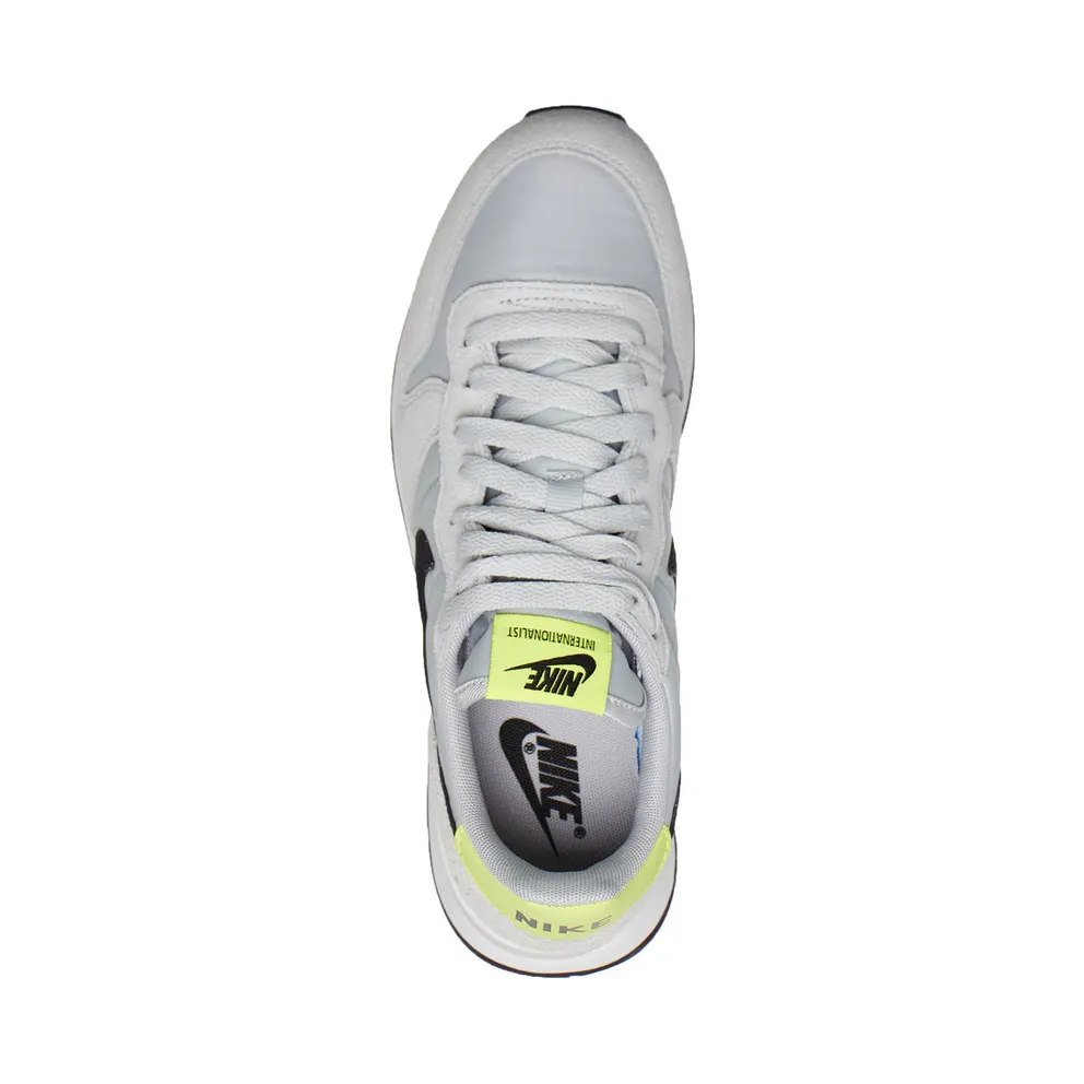 Nike Internationalist “Grey Fog / Lemon Venom / Summit White / Black” (828407-033)