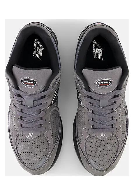 new-balance-2002r M2002REH