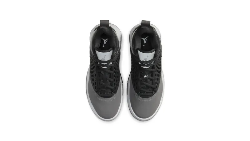 Jordan Maxin 200 Dark Smoke Grey (GS) Dark Smoke Grey/Smoke Grey/White (CD6123-002)