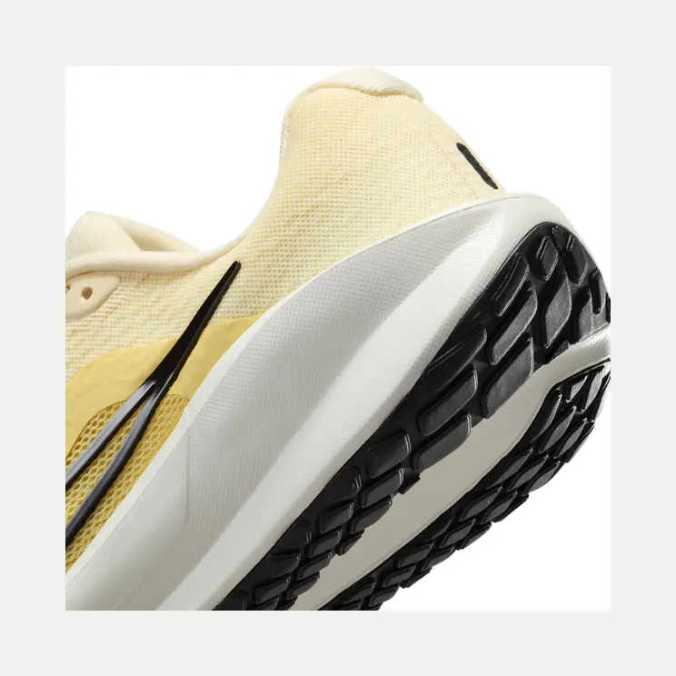 nike-downshifter FD6476-700