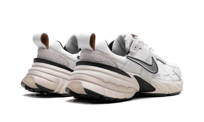 Nike V2K Run “Summit White” (FN6703-100)