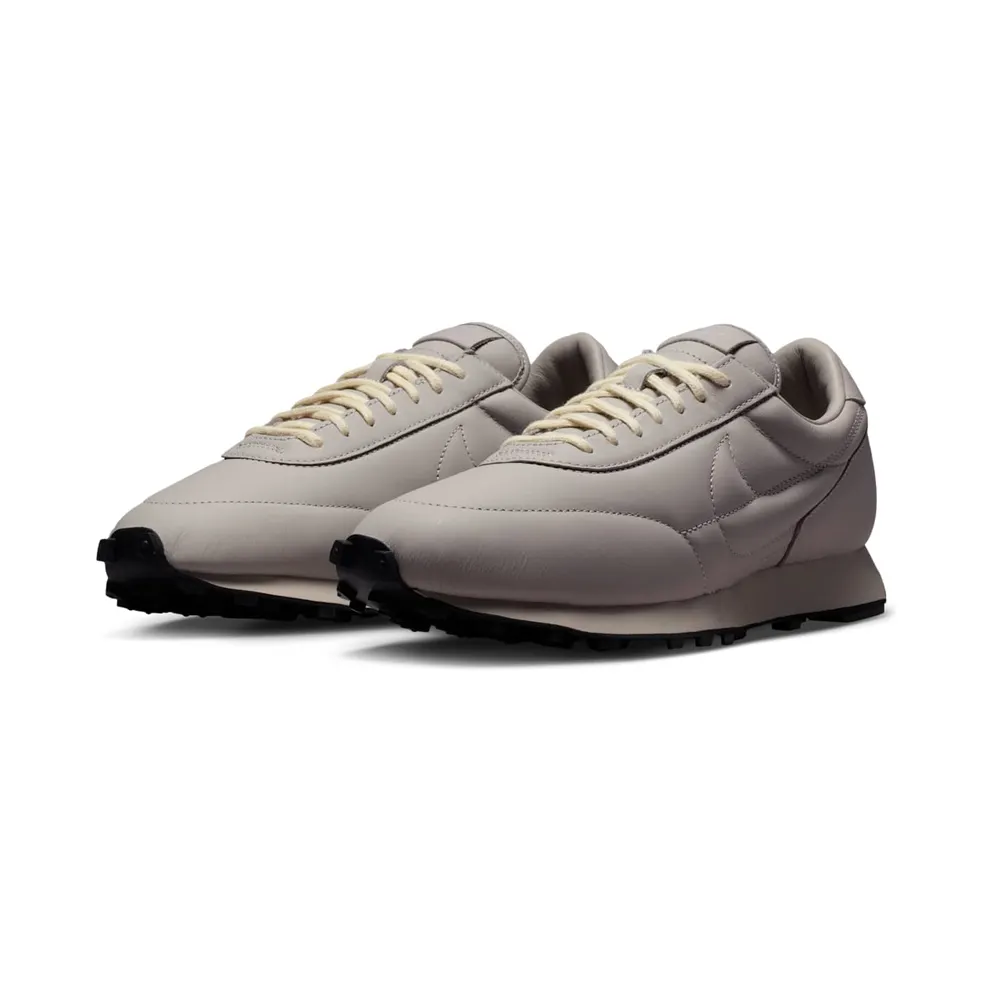Nike Daybreak – “Moon Particle” (IO4865-020)