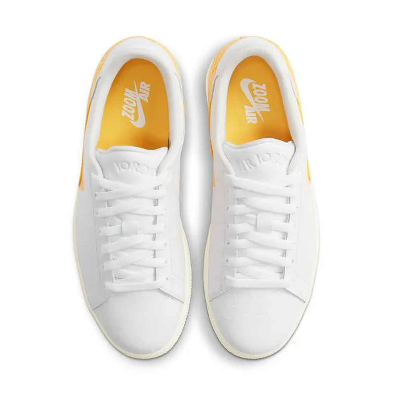 Jordan 1 Low Centre Court “University Gold” (DJ2756-102)