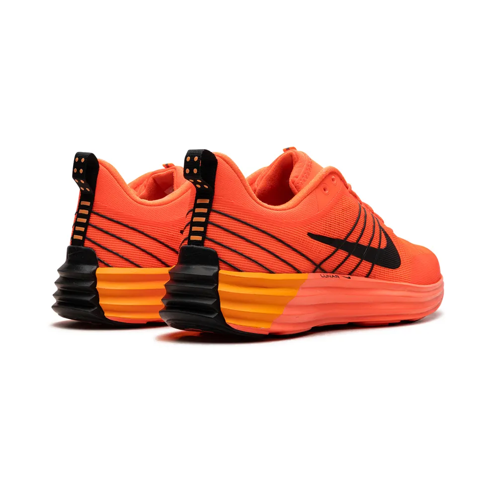 Nike Lunar Roam “Hyper Crimson” (HJ9145-809)