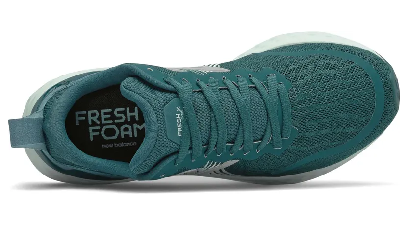new-balance-sneaker WTMPOGO