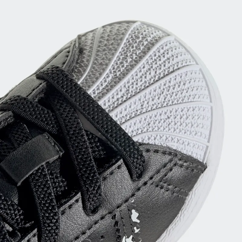 Adidas Superstar Core Black / Core Black / Cloud White (GW4072)