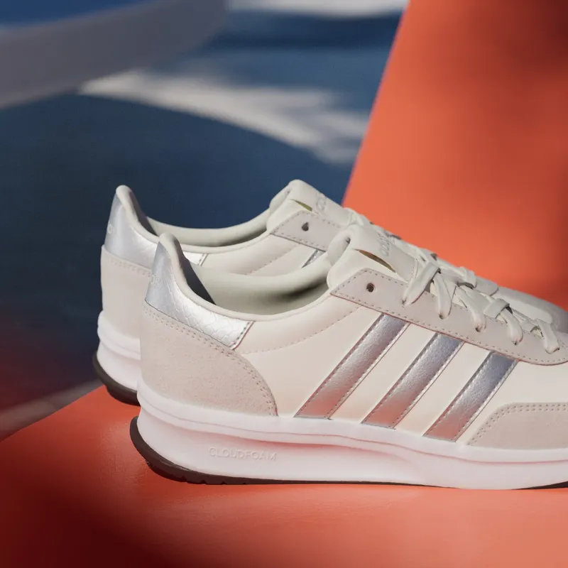 adidas Run 70s 2.0 White Silver Metallic Off White (JR8667)