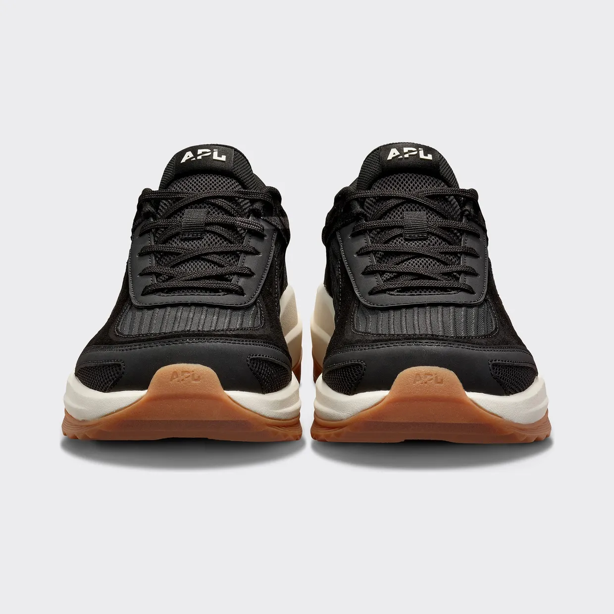 APL Jogger “Black/Ivory/Gum” (Heren) (4)