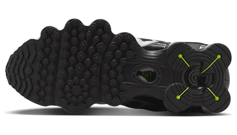 nike-shox IQ0314-010