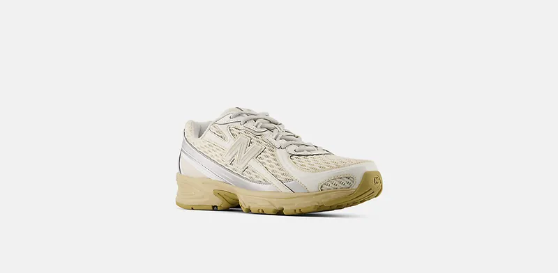 New Balance 740 Linen (U7403OO)