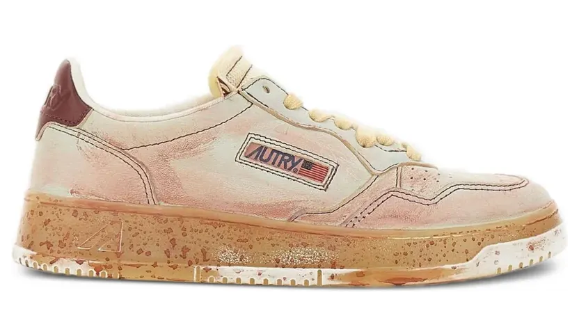 Autry Sneakers met leren vlakken – Beige (AVLWED03)
