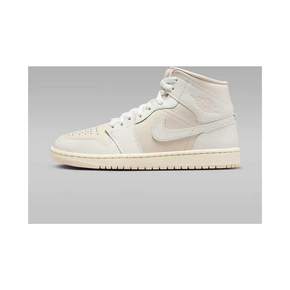 Air Jordan 1 “White / Light Tan” (BQ6472-201)