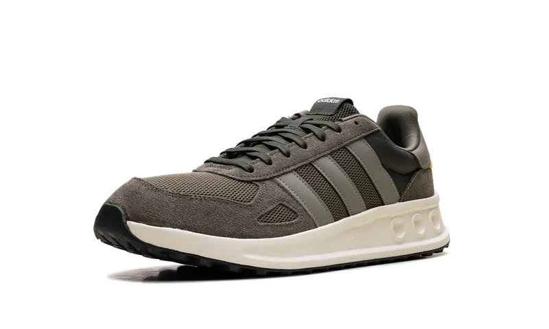 Adidas Run 84 “Military Green” (IH8616)