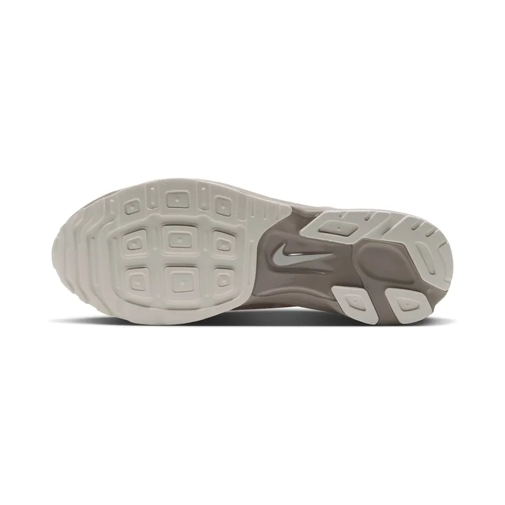 Nike Zoom Streak 3 “Cream II/Sail” (IQ8020-200)