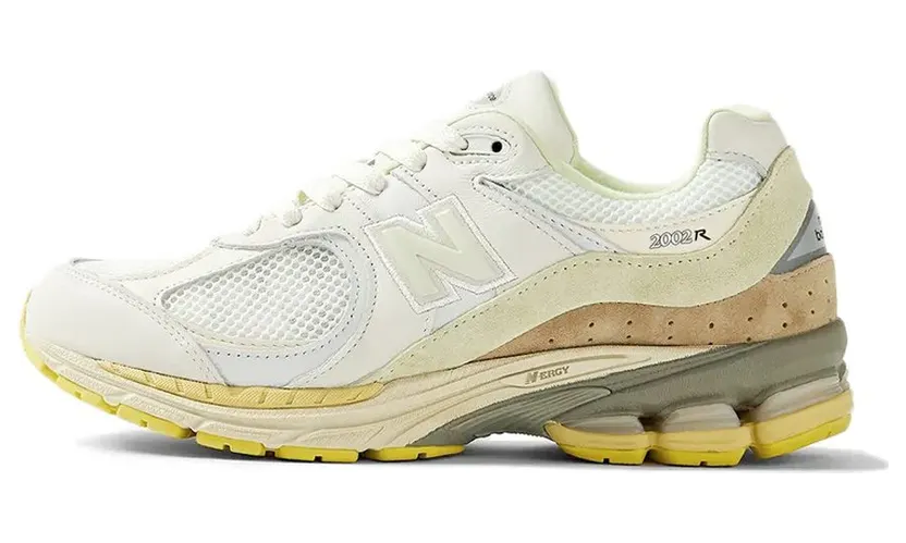 New Balance 2002R M2002RE1