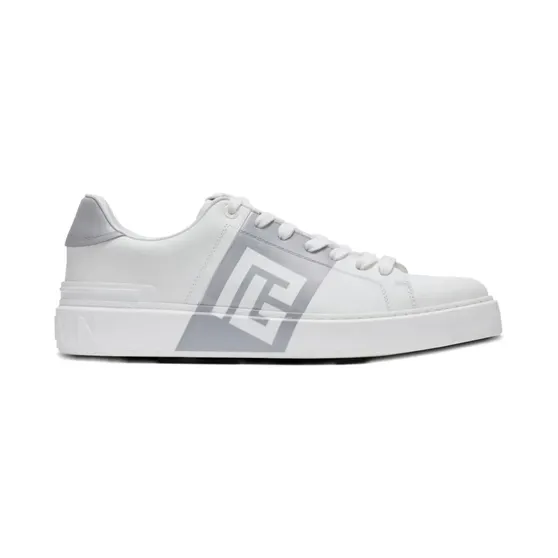 Balmain B-Court van kalfsleer met logodetail “White” (FM0VI288LVBP)