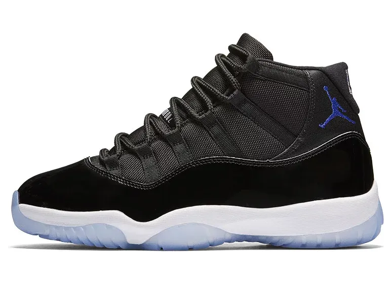 Air Jordan 11 CT8012-900