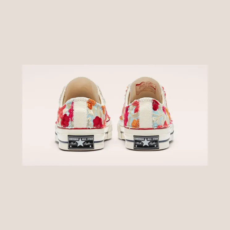converse-chuck-taylor-all-star A03259C