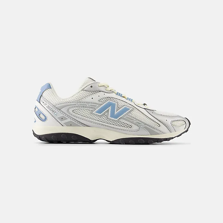 New Balance 204L “Silver Metallic / Sky” (U204LSWC)