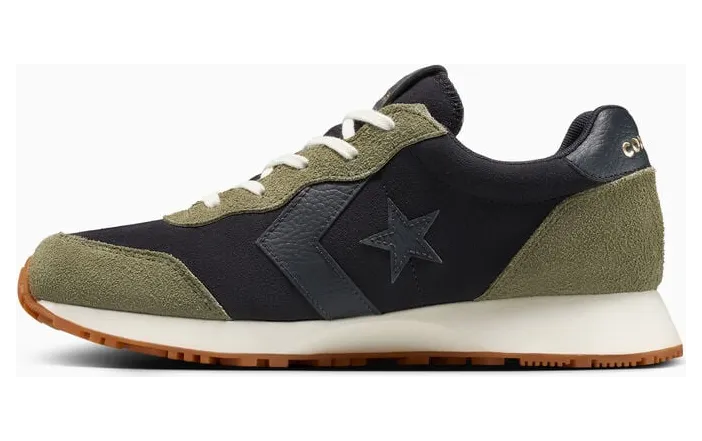 converse-sneaker A16367C