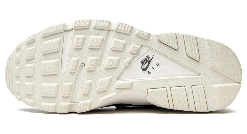 nike-air-huarache AA0523-001