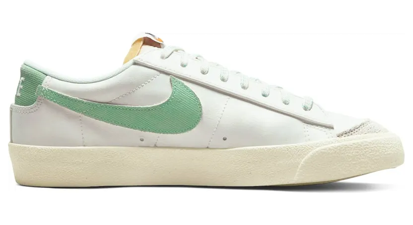 nike-blazer DO9799-100