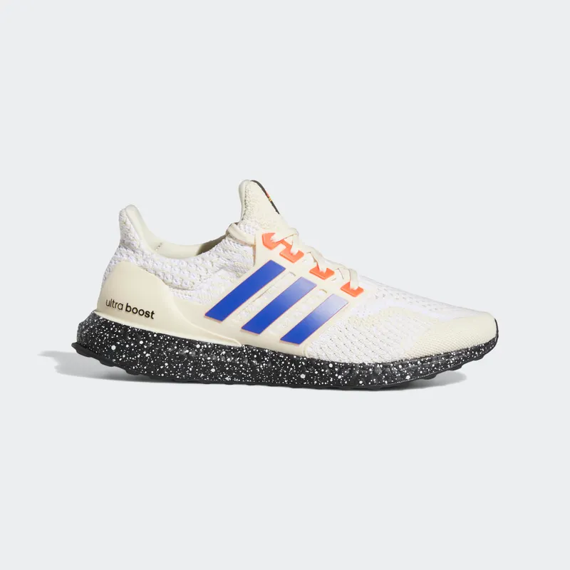 adidas Ultraboost 5.0 DNA Wonder White / Sonic Ink / Solar Red (GV7713)