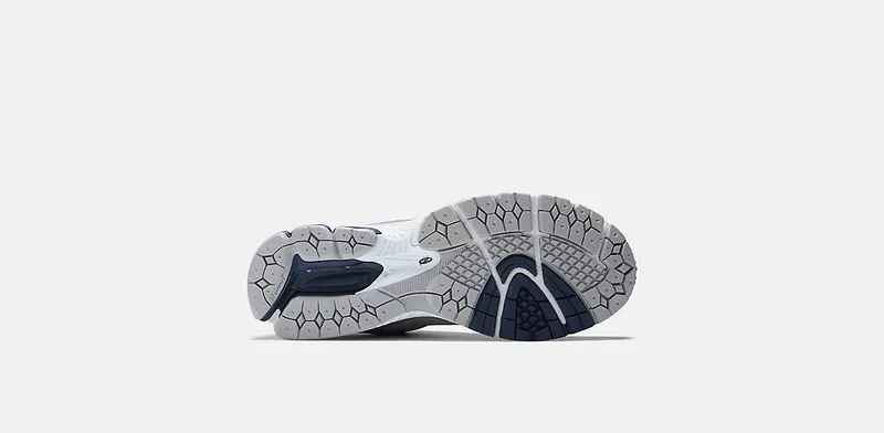 New Balance 2002R “thisisneverthat – 2022 Downtown Run” (M2002RTH)