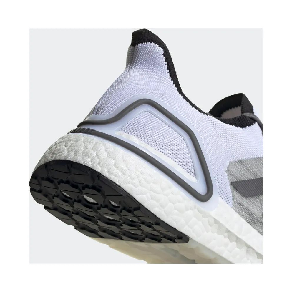 adidas Ultraboost SUMMER.RDY x James Bond Cloud White / Grey Five / Core Black (FY0650)