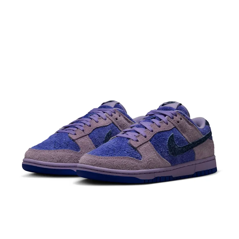 Nike Dunk Low SE “Hydrangeas” (deep royal blue) – HQ3431-515
