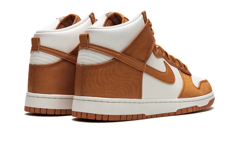 Nike Dunk High “Monarch” (DV7223-800)