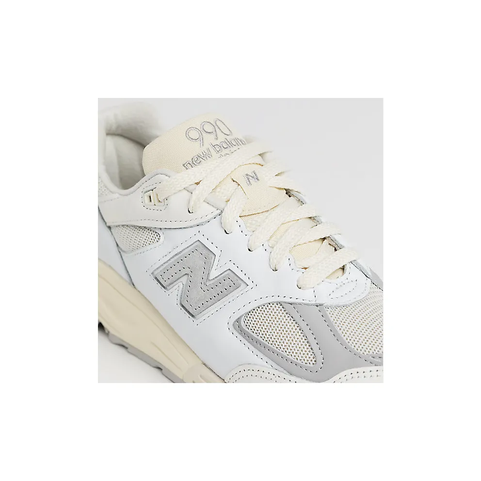 New Balance New Balance White/Grey (M990TC2)