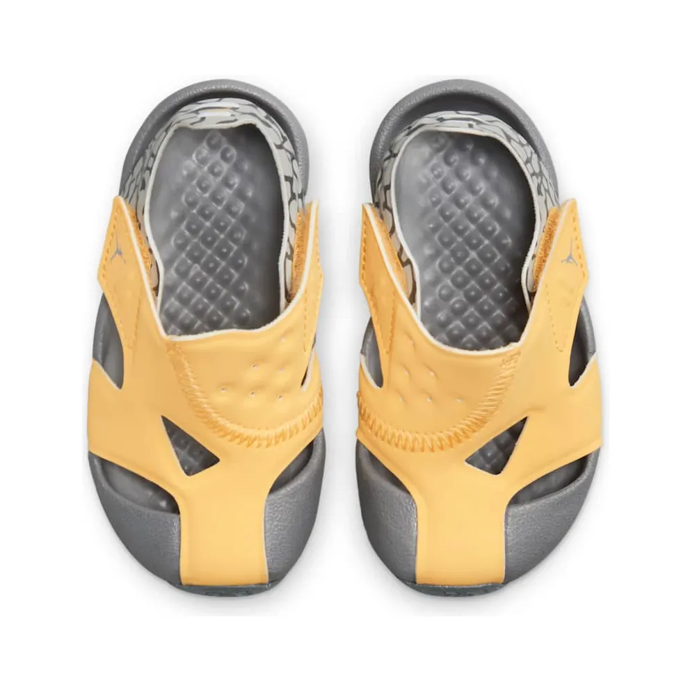Jordan Flare Topaz Gold Tech Grey Light Graphite Cement Grey (CI7850-700)