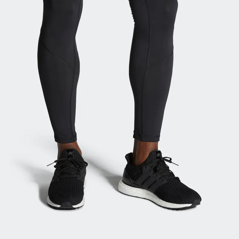 Adidas Ultraboost 4.0 DNA Core Black / Core Black / Cloud White (FY9318)