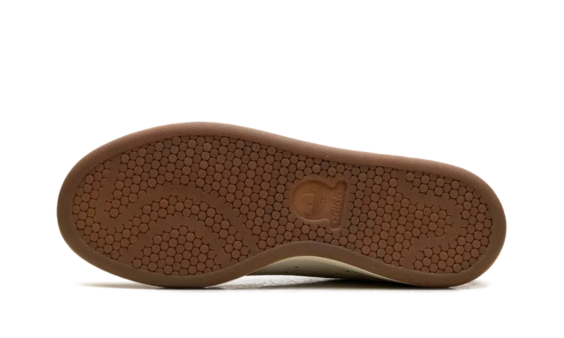 Adidas Stan Smith “Consortium Presented by END. Off White Dark Green” (JQ1366)