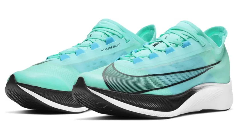 nike-zoom AT8240-305