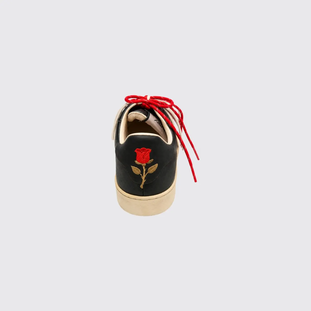 Autry Dallas Vintage Leather Sneakers with Embroidery and a Worn-Out Effect Black (DVLMOJ01)