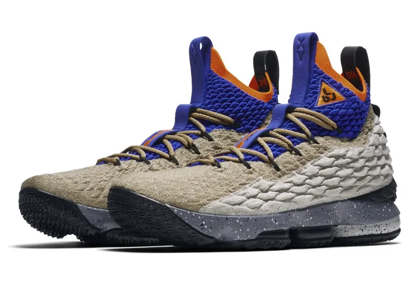 Nike LeBron 15 Mowabb (House of Hoops Special Box and Accessories)