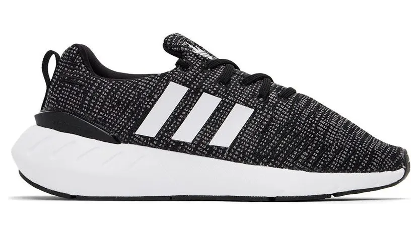 adidas Swift Run 22 Core Black / Cloud White / Grey Five (GW8176)