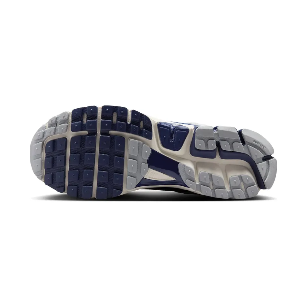 Nike Zoom Vomero 5 “Yankees” (FB9149-003)