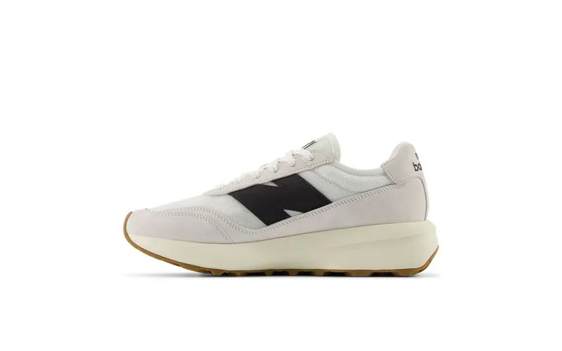 New Balance U370CA (sea salt / black) – U370CA