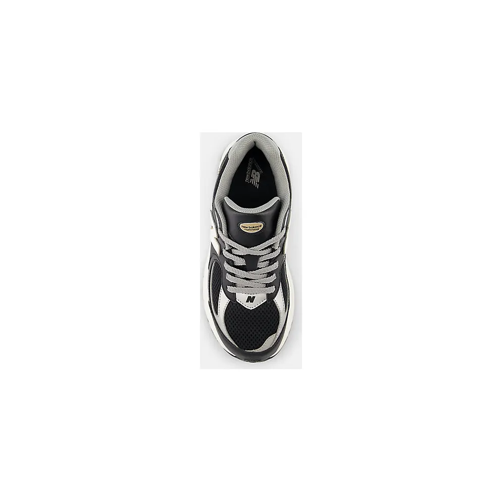 New Balance 2002R Black Sea Salt Gold Metallic (GC2002PO)