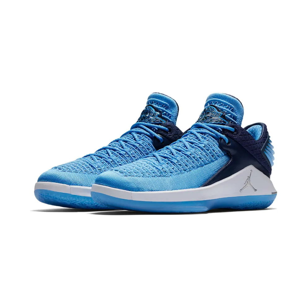 Jordan XXXII Low UNC Win Like 82 University Blue/Metallic Silver-Black-White (AA1256-401)