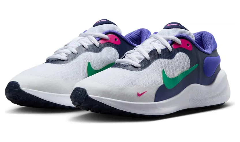 nike-revolution FB7689-101