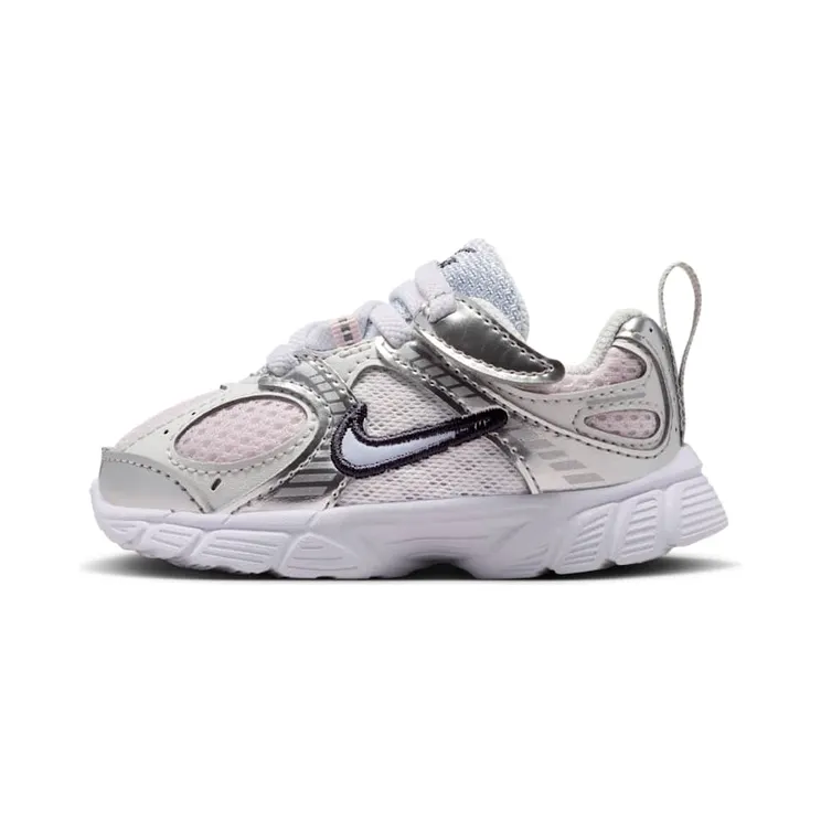 Nike V5 RNR TD “Light Violet Metallic Silver” (HQ6413-500)