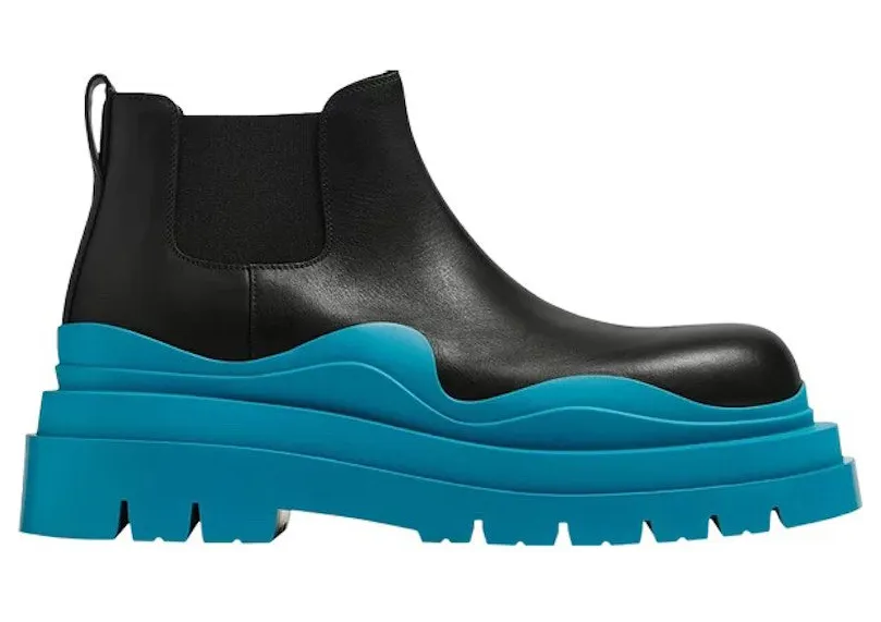 Bottega Veneta Leather Tire Chunky-Sole Ankle Chelsea Boot Black Amalfi Blue (630281VBS501438)